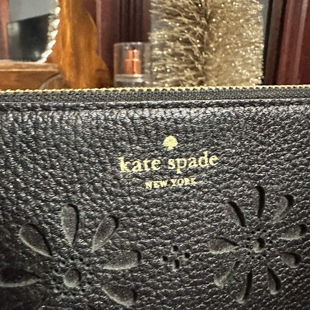 Kate Spade Black Floral Cosmetic Bag - Picture 4 of 9